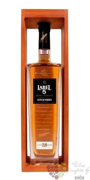 Label 5  Extra Premium  aged 18 years wood box premium Scotch whisky 40% vol.0.70 l