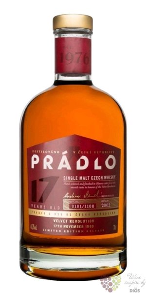 Prdlo 2002  Velvet revolution  aged 17 years Bohemian single malt whisky 41.7% vol.  0.70 l
