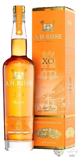 A.H. Riise XO Reserve  Superior cask  aged Caribbean rum 40% vol.  0.70 l
