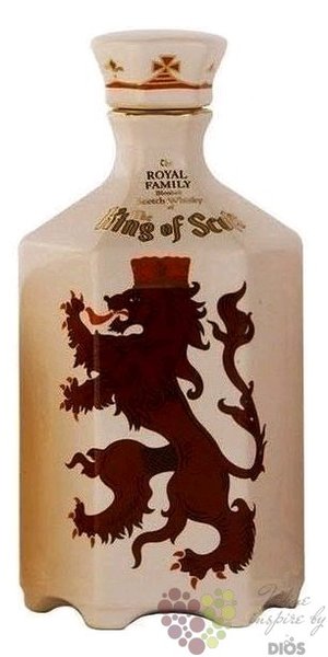 King of Scots  The Royal Family  Premium scotch whisky  by Douglas Laing &amp; Co43% vol.  0.70 l