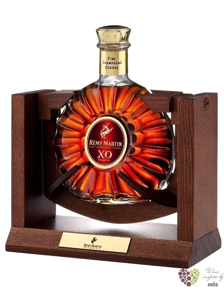 Купить коньяк remy. Коньяк Remy Martin XO. Remy Martin XO Excellence. Remy Martin Cognac Fine Champagne XO.