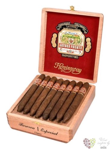Arturo Fuente Hemingway  Classic  Dominican cigars