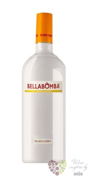 Bombardino  Bellabomba  tradicional Italian cream liqueur distileria Marzadro17% vol.   1.00 l
