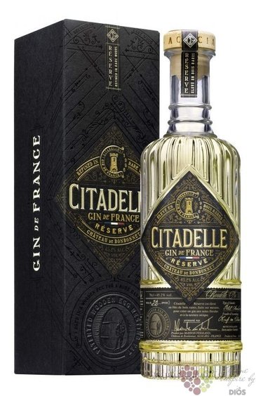 Citadelle  Reserve  premium French aged gin 45.2% vol.  0.70 l