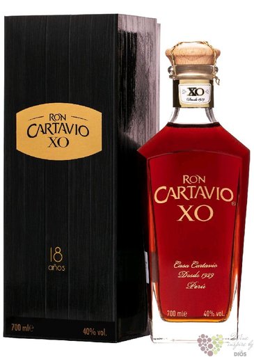 Cartavio  XO  aged 18 years Peruan rum 40% vol.  0.05 l