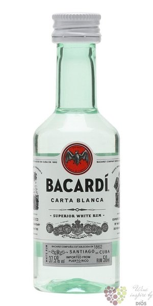 Bacardi „ Carta blanca ” white Cuban rum 37.5% vol.  0.05 l