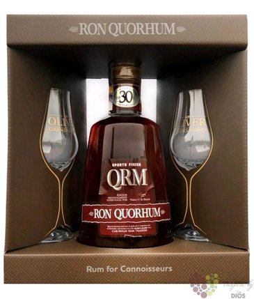 Quorhum  Solera 30 anni. Oporto cask  glass set aged Dominican rum 40% vol.  0.70 l