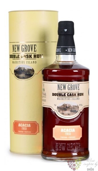 New Grove double cask „ Acacia finish ” aged 8 years Mauritian rum  40% vol.  0.70 l