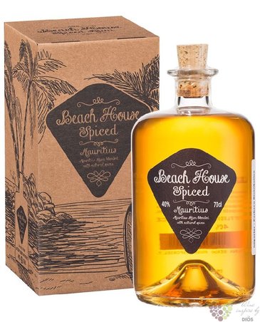 Beach House  Spiced  gift box flavoured Mauritian rum 40% vol.  0.70 l