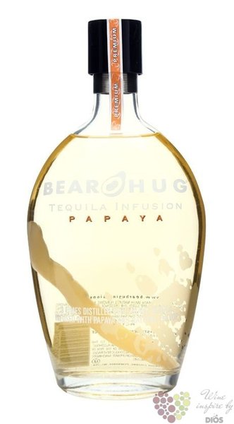 Bear Hug  Papaya  flavored American tequila liqueur 21% vol.  1.00 l