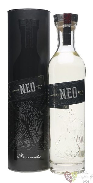 Facundo  Neo Silver  aged 8 years white Bahamas rum Bacardi 40% vol.  0.70 l