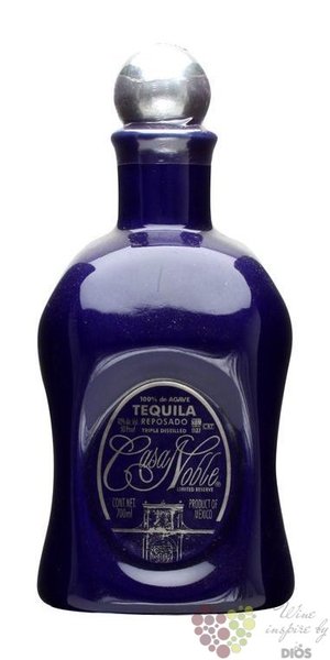 Casa Noble  Reposado  100% of Blue agave Mexican tequila 40% vol.     0.70 l