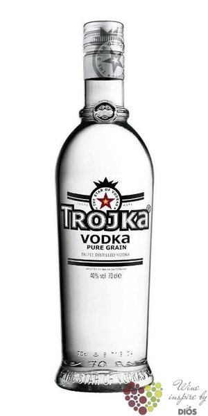 Trojka  Pure grain  premium Swiss vodka 40% vol.   1.00 l