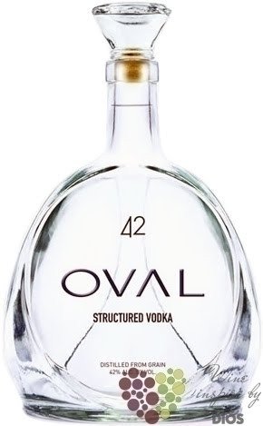 Oval  42  structured premium Austrian grain vodka 42% vol.    0.70 l