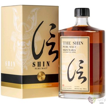 the Shin Mizunara wood pure malt Japan whisky by Shinobu 48% vol.  0.70 l