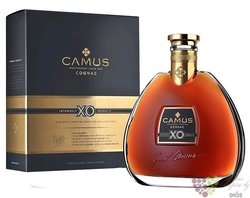 Camus Intensely aromatic  XO  Cognac Aoc 40% vol.  1.00 l