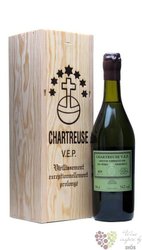 Chartreuse  V.E.P. Verte  aged 8 years French herbal liqueur 54% vol.  1.00 l