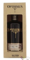 Opthimus ed. 2019 „ Magna Cum Laude ” aged 21 years Dominican rum 38% vol. 0.70 l