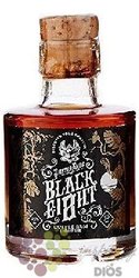 Pirates Grog  Black ei8ht  coffee flavored rum of Honduras 25% vol.  0.05 l
