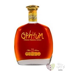 Oliver &amp; Oliver  Ophyum 23 aos  Dominican rum 40% vol.  0.70 l