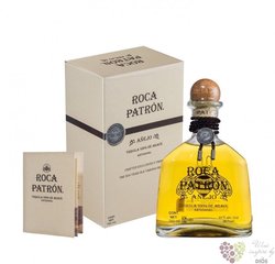 Roca Patron  Aejo  100% of Blue agave Mexican tequila 45% vol.  0.70 l