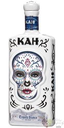 Kah  Blanco  100% of blue agave Mexican tequila  40% vol.  0.70 l