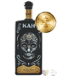 Kah  Anejo  Blue agave Mexican tequila  40% vol.  0.70 l