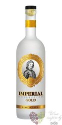 Carskaja „ Gold - Zolotaja ” premium Russian vodka 40% vol.  1.75 l