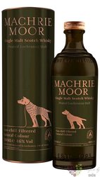 the Arran „ Machrie Moor cask ” peated single malt whisky 46% vol.  0.70 l