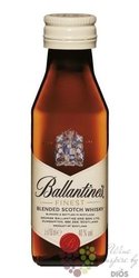 Ballantines  Finest  blended Scotch whisky 40% vol.  0.05 l