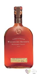 Woodford Reserve  Distillers select  Kentucky straigth bourbon 43.2% vol.  1.00 l
