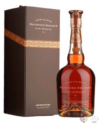 Woodford Reserve Masters collection no.14  American oak ltd.  bourbon whiskey 45.2% vol.  0.70 l